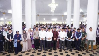 Pemkab Lebak Berangkatkan 386 Jemaah Haji Kloter 52, Dilepas Langsung Wakil Gubernur Banten 4 FB IMG 1748023385203