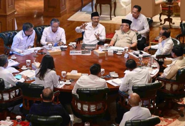 kemensos gus ipul