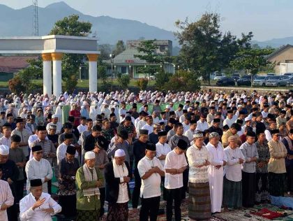 sholat ied pemda