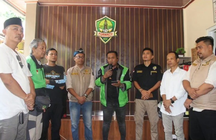 forwatu banten bersama komunitas ojol wilayah lebak banten