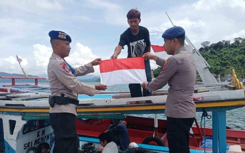 pol airud bendera hut