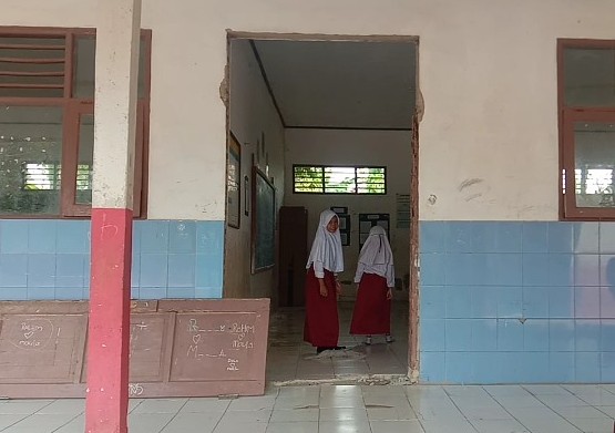 ruang kelas sdn 2 paja sajira lebak