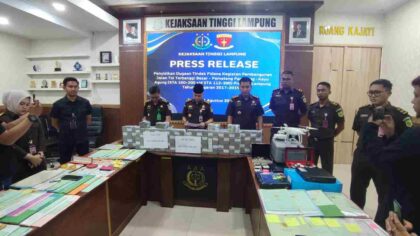 sita uang kejati lampung