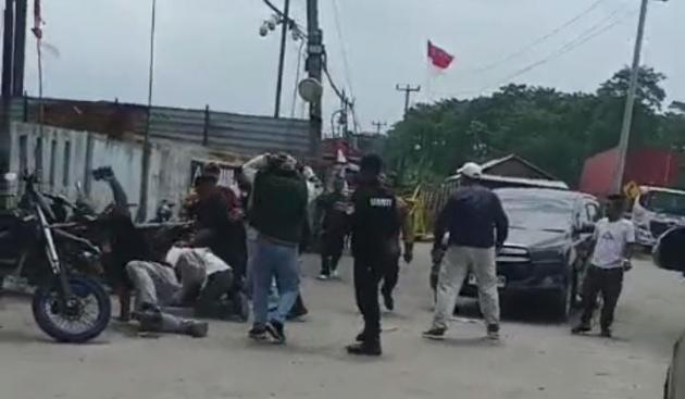 wartawan dikeroyok saat liputan di pt grs serang banten