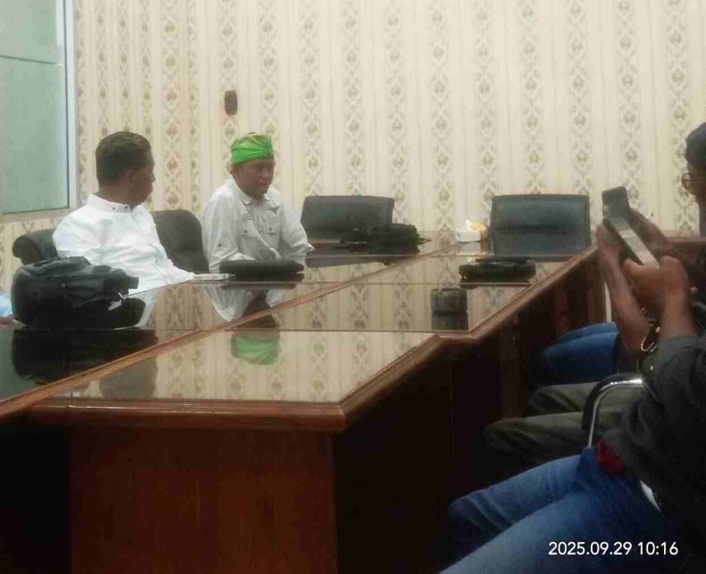 lsm siti jenar
