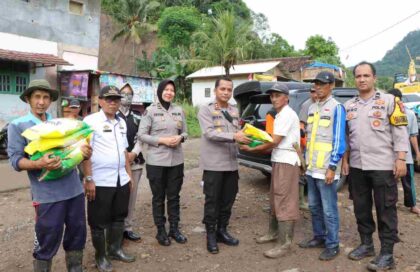 pol bantuan bencana 1