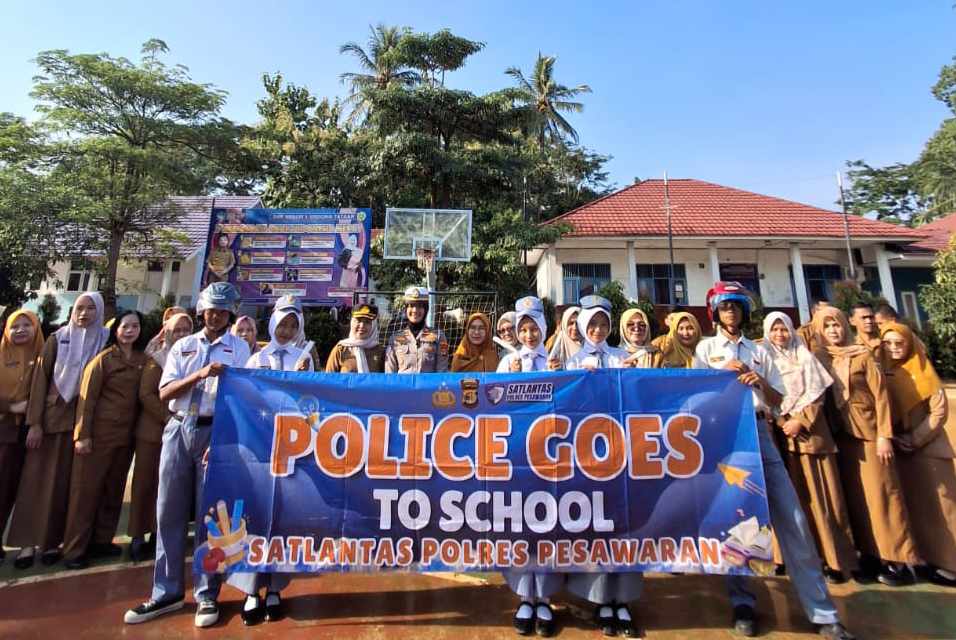pol goes to school