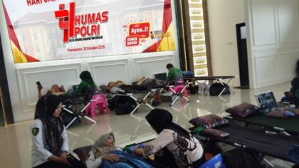 hut pol humas 74