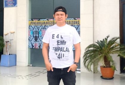 wartawan dituduh mencuri laptop bayu sadewa pemdes kramat jaya