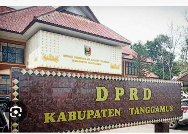 dprd tanggamus