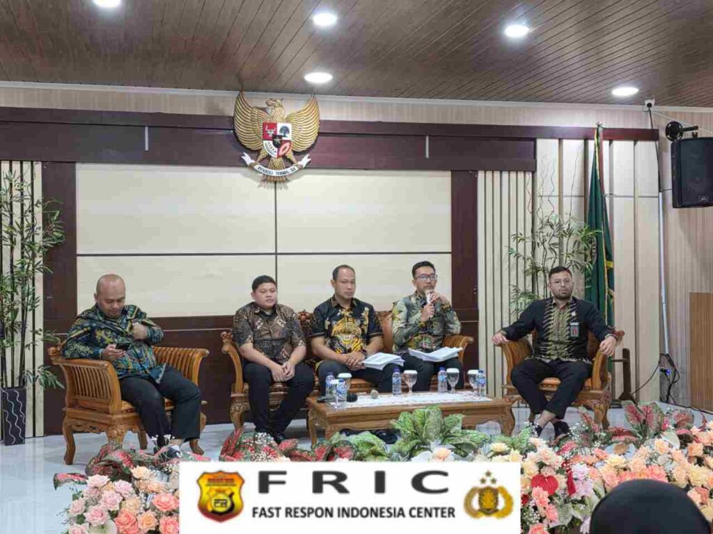 fric kuningan
