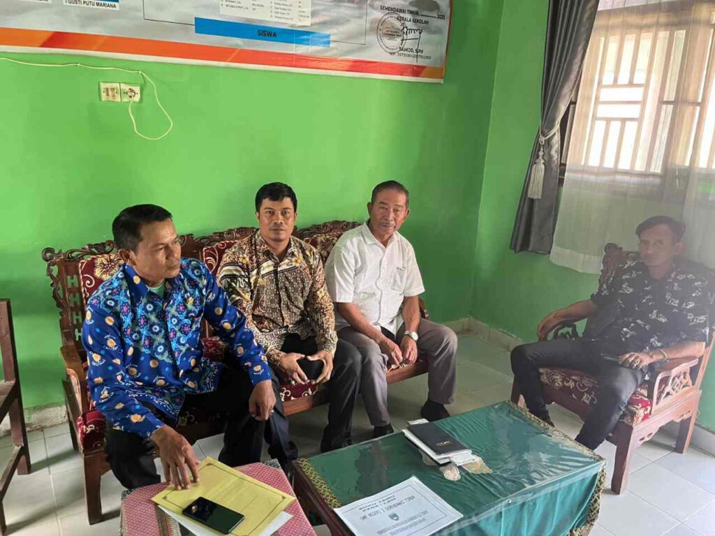 sekolah guru