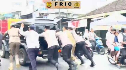 pol bantu masyarakat